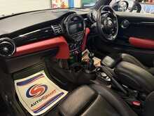 2015/15 MINI COOPER-S + 7K OPTIONS INC CHILLI PACK / MEDIA PACK / PAN SUNROOF