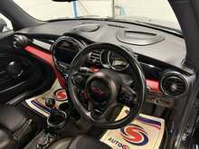 2015/15 MINI COOPER-S + 7K OPTIONS INC CHILLI PACK / MEDIA PACK / PAN SUNROOF