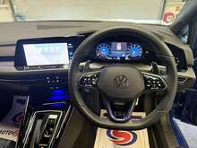 2024/24 VW GOLF R - DSG - 315BHP - PANROOF - WINTER PACK - MUCH MORE - 10K MILES