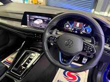 2024/24 VW GOLF R - DSG - 315BHP - PANROOF - WINTER PACK - MUCH MORE - 10K MILES