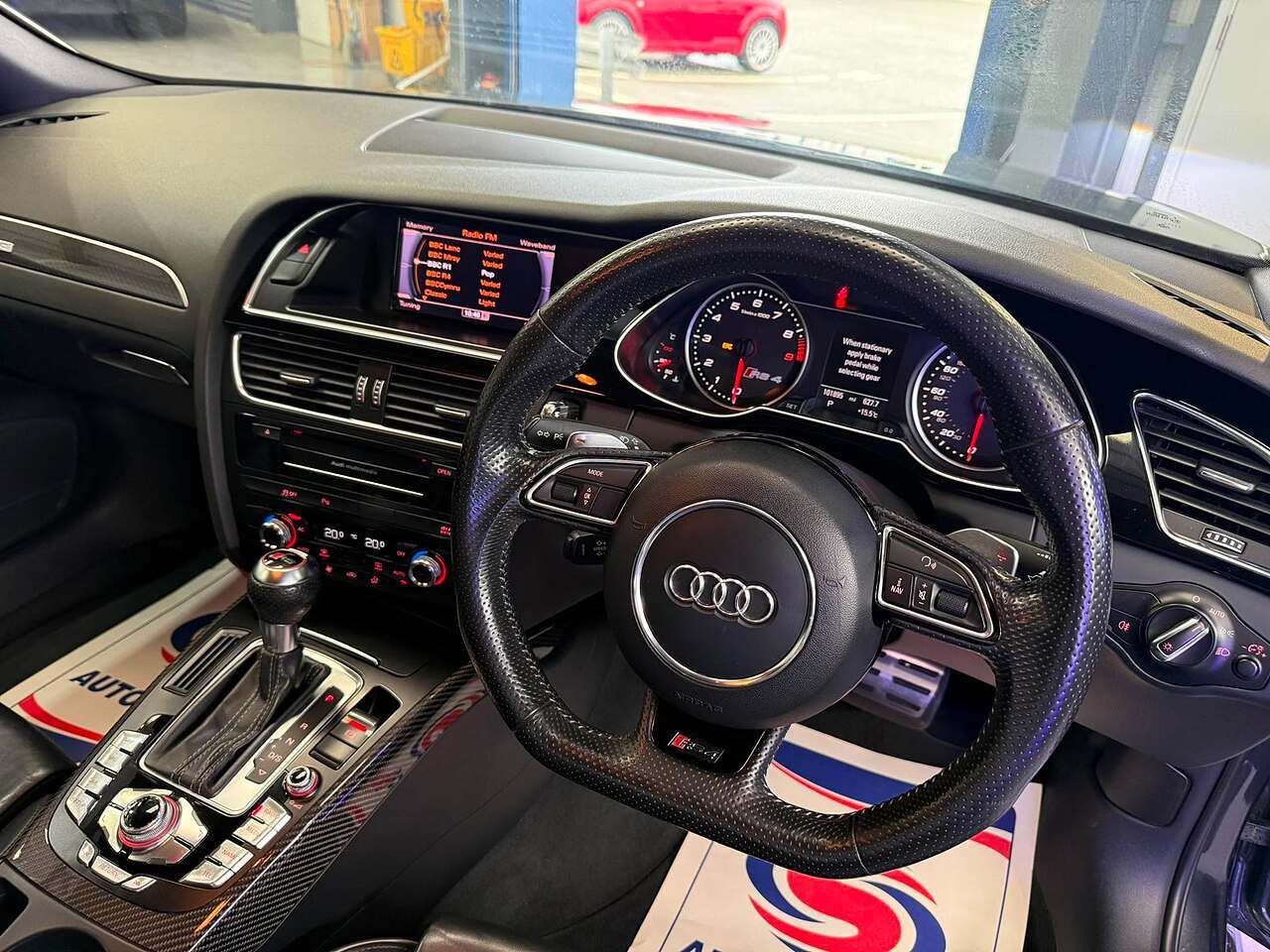 Audi RS 4 2013