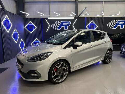 1.5T EcoBoost ST-3 Hatchback 5dr Petrol Manual Euro 6 (s/s) (200 ps)