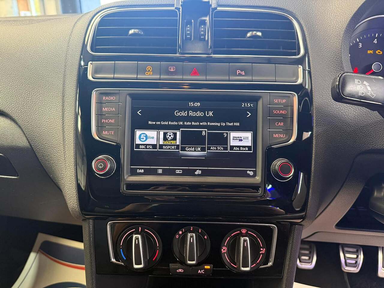 Volkswagen Polo 2015
