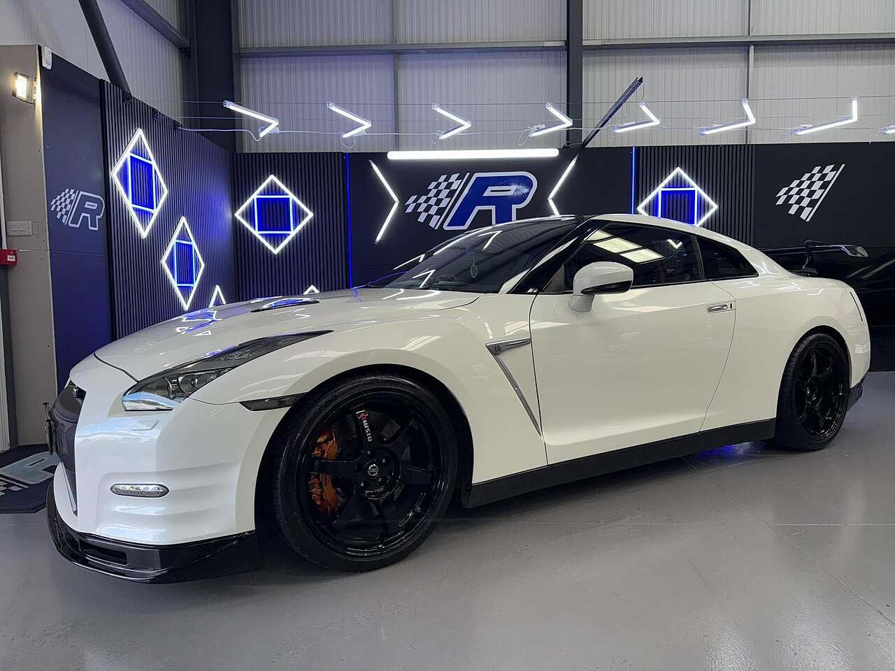 Nissan GT-R 2016