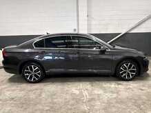 2020 (70) Volkswagen Passat 2.0 TDI EVO SCR SEL 4dr