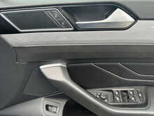 2020 (70) Volkswagen Passat 2.0 TDI EVO SCR SEL 4dr