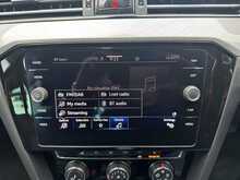 2020 (70) Volkswagen Passat 2.0 TDI EVO SCR SEL 4dr
