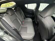 2022 (72) Toyota C-HR 1.8 Hybrid Icon 5dr CVT Auto
