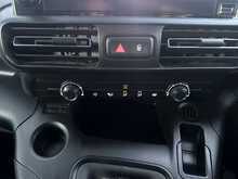 2022 (72) Vauxhall Combo Life 1.5 Turbo D SE 5dr