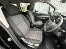 2022 (72) Vauxhall Combo Life 1.5 Turbo D SE XL 5dr (7 seat)