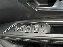 2022 (22) Peugeot 5008 1.5 BlueHDi GT 5dr