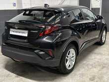 2022 (22) Toyota C-HR 1.8 Hybrid Icon 5dr CVT Auto