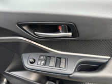 2022 (22) Toyota C-HR 1.8 Hybrid Icon 5dr CVT Auto