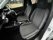 2022 (72) Peugeot 2008 1.2 PureTech Active Premium+ 5dr