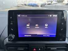 2022 (22) Vauxhall Combo Life 1.5 Turbo D SE XL 5dr (7 seat)