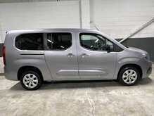 2022 (72) Vauxhall Combo Life 1.5 Turbo D SE XL 5dr (7 seat)