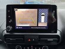 2022 (72) Vauxhall Combo Life 1.5 Turbo D SE XL 5dr (7 seat)