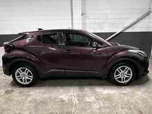 2022 (72) Toyota C-HR 1.8 Hybrid Icon 5dr CVT Auto