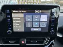 2022 (72) Toyota C-HR 1.8 Hybrid Icon 5dr CVT Auto