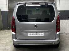 2022 (22) Vauxhall Combo Life 1.2 Turbo 130 SE 5dr Auto