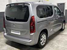 2022 (22) Vauxhall Combo Life 1.2 Turbo 130 SE 5dr Auto