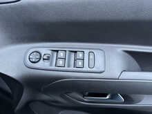 2022 (22) Vauxhall Combo Life 1.2 Turbo 130 SE 5dr Auto