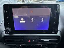 2022 (22) Vauxhall Combo Life 1.2 Turbo 130 SE 5dr Auto