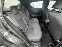 2023 (72) Toyota C-HR 1.8 Hybrid Icon 5dr CVT Auto