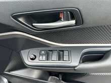 2023 (72) Toyota C-HR 1.8 Hybrid Icon 5dr CVT Auto