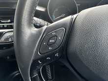 2023 (72) Toyota C-HR 1.8 Hybrid Icon 5dr CVT Auto