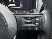 2022 (72) Nissan Qashqai 1.3 DiG-T MH 158 N-Connecta (Glass Rf) 5dr Xtronic Auto