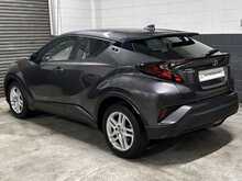 2023 (72) Toyota C-HR 1.8 Hybrid Icon 5dr CVT Auto