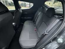 2023 (72) Toyota C-HR 1.8 Hybrid Icon 5dr CVT Auto