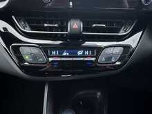 2023 (72) Toyota C-HR 1.8 Hybrid Icon 5dr CVT Auto