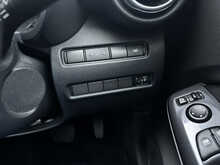 2023 (72) Nissan Juke 1.6 Hybrid N-Connecta 5dr Auto