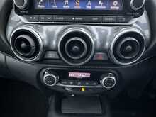 2023 (72) Nissan Juke 1.6 Hybrid N-Connecta 5dr Auto