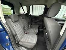 2021 (21) Vauxhall Combo Life 1.2 Turbo 130 SE 5dr Auto