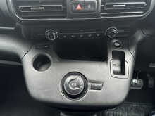 2021 (21) Vauxhall Combo Life 1.2 Turbo 130 SE 5dr Auto