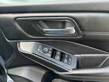 2023 (23) Nissan Qashqai 1.5 E-Power N-Connecta (Glass Roof) 5dr Auto
