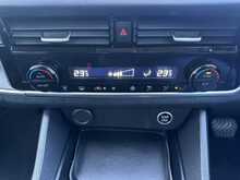 2022 (72) Nissan Qashqai 1.3 DiG-T MH 158 Acenta Premium 5dr Xtronic Auto