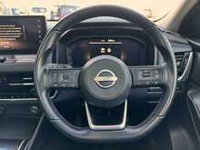 2023 (72) Nissan Qashqai 1.3 DiG-T MH N-Connecta (Glass Roof) 5dr