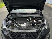2023 (73) Peugeot 2008 1.2 PureTech 130 Allure 5dr
