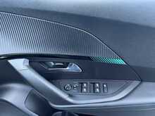 2023 (23) Peugeot 2008 1.2 PureTech Allure Premium+ 5dr