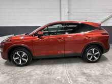 2023 (23) Nissan Qashqai 1.3 DiG-T MH N-Connecta 5dr
