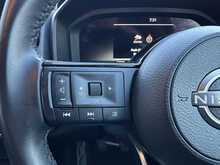 2023 (23) Nissan Qashqai 1.3 DiG-T MH N-Connecta (Glass Roof) 5dr