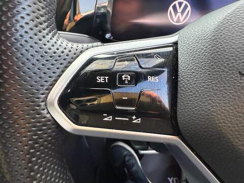 Volkswagen Golf 1.5 eTSI MHEV R-Line DSG Euro 6 (s/s) 5dr - U35746