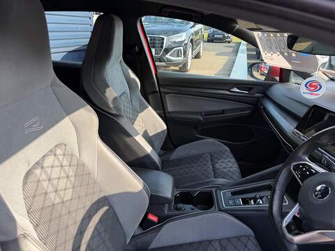 Volkswagen Golf 1.5 eTSI MHEV R-Line DSG Euro 6 (s/s) 5dr - U35746