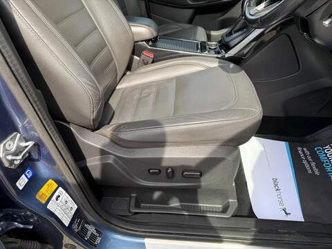 Ford Kuga 1.5T EcoBoost Titanium X SUV 5dr Petrol Auto AWD Euro 6 (s/s) (176 ps) - U35764