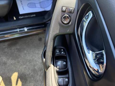 Nissan Qashqai 1.3 DIG-T n-tec DCT Auto Euro 6 (s/s) 5dr - U35811