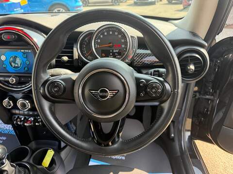 MINI Hatch 2.0 Cooper S Euro 6 (s/s) 3dr - U35942